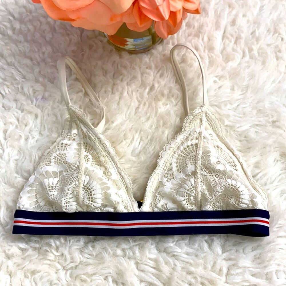 Xhilaration White Lace  bralette small